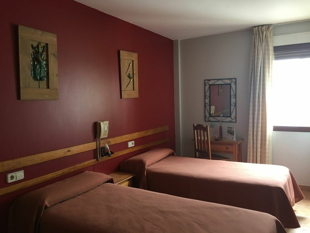 Hotel Hospederia Zacatin Alcalá la Real Esterno foto